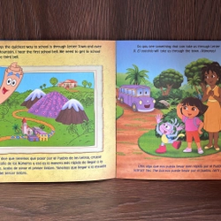 Sách song ngữ DORA GOES TO SCHOOL 224779