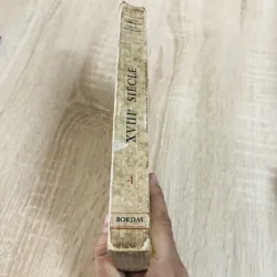 Sách văn học Pháp – “XVIIIe Siècle” Tác giả: André Lagarde – Laurent Michard 971793