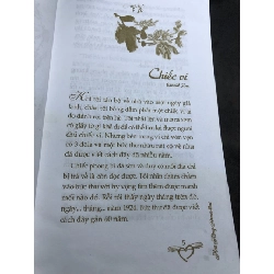 Hoa hồng sớm mai mới 70% ố vàng có dấu mộc và viết nhẹ trang đầu 2009 Câu chuyện tự trái tim HPB0906 SÁCH VĂN HỌC 914944