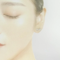 Louis Vuitton LV Vault Upside Down Bông tai - Hàng hiệu Chính hãng 847551