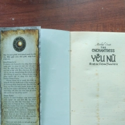 Yêu Nữ— Tập 6 của bộ sách Bí mật của Nicholas Flamel bất tử. 509181