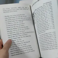 Cái Nôi Của Báo Chí Cách Mạng Miền Nam (Phác thảo kỷ yếu trường báo chí R) 928618