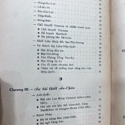 Lịch sử chính trị và bang giao quốc tế - Hoàng Ngọc Thành 366397