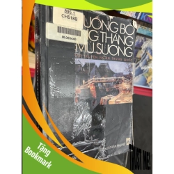 (TẶNG BOOKMARK) Chuồng bò trong tháng mù sương mới 70% ố bẩn có dấu mộc và viết nhẹ trang đầu 2002 Nhiều tác giả RBK0906 SÁCH VĂN HỌC