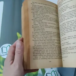 [MIỄN PHÍ BỌC SÁCH] [XƯA] Interesting Times (1994) - Terry Pratchett 1027167