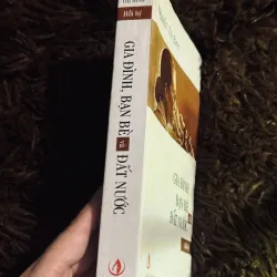 Gia đình, bạn bè, đất nước 1020010