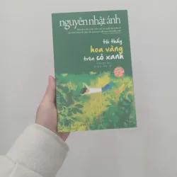 Tôi thấy hoa vàng trên cỏ xanh