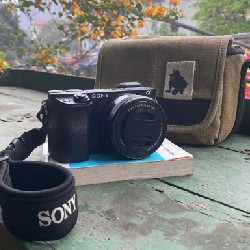 Combo Sony A6300 4K giá rẻ ! 6791