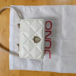 Túi Juno đã qua sử dụng