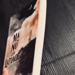 Ma nữ Laplace 473396