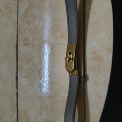chân váy xếp ly đen vải mềm rủ không nhăn kèm belt 529661