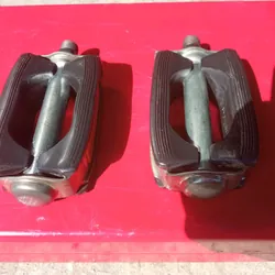 ĐÔI BÀN ĐẠP XE ĐẠP CỔ XƯA ĐẸP.-ZIN CHẤT - SIÊU BỀN... 714752