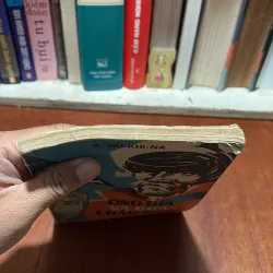 [Sách 8x] - II Truyện Tình Báo: Ông Già Và Đứa Cháu Ngoại - E. MUKHINA - 1987 797182