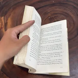 [Sách Không Đẹp] - II Văn Học: Nhắm Mắt Thấy Paris - Dương Thuỵ - 2011 1008463