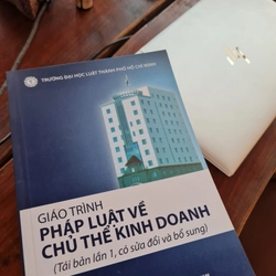 Thanh lý bộ sách luật 505861