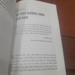 Philip Delves Broughton - NHỮNG ĐIỀU TRƯỜNG HARVARD THẬT SỰ DẠY BẠN 517509