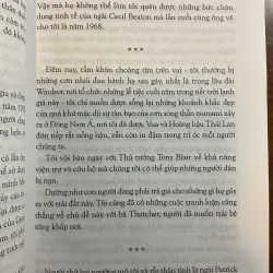 [UK]Những điều chưa biết về NỮ HOÀNG ANH ELIZABETH II - J. MONSIGNY và F. BERTRAND 779251