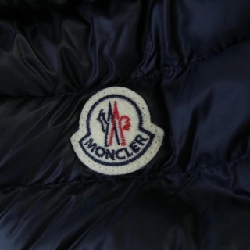 Áo khoác lông vũ MONCLER 641374