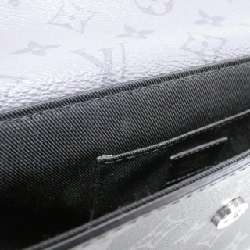 Túi đeo vai Louis Vuitton Monogram Eclipse Reverse Pulse Wearable Wallet M12806 - Hàng hiệu Chính hãng 767370