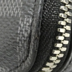 Túi xách vai Louis Vuitton Damier Graphite Alpha Wearable Wallet N60418 - Hàng hiệu Chính hãng 768111