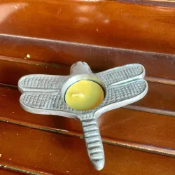 Chân nến hình bướm bằng gan 1043467