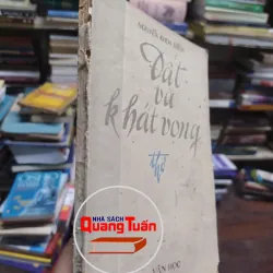 sách: Đất và khát vọng -Nguyễn Khoa Điềm (A1) 572962