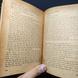 Tháp Pháo Mùa Xuân 1023217