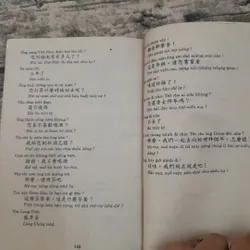 800 câu giao tiếp Hoa Việt. T giả Dương Hồng. 737873