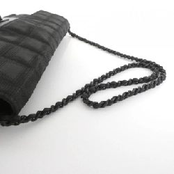 Túi đeo vai Chanel Travel Line 15316 608256