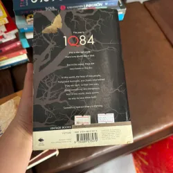 1Q84 (The Complete Trilogy) – Haruki Murakami | Tiểu Thuyết Văn Học Nhật Bản Kinh Điển- K4 1026049
