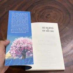 II Văn Học: Tớ Flippo Và Cây Anh Đào - PAOLA PERETTI - 2023 977259