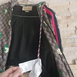 Áo khoát nữ hiệu Gucci size M 735655