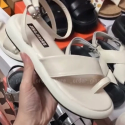 Dép sandal như hình màu đen size 36 299431