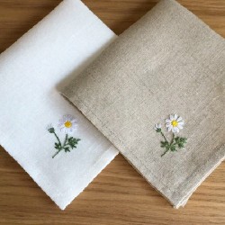 Khăn tay linen thêu tay 25x25