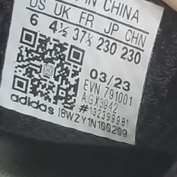 Giày đi bộ Adidas size 37.5 còn mới 786972