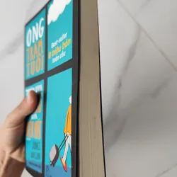 Ông trăm tuổi trèo qua cửa sổ và biến mất 559791