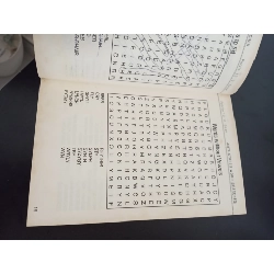 Word Searches - Anti-Stress Puzzles (2016) - Gareth Moore Mới 80% HCM.ASB0203 357851