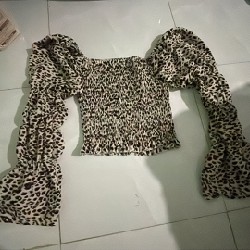 Áo crop top có khóa  13608