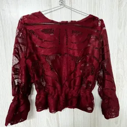 Áo size S ren đỏ