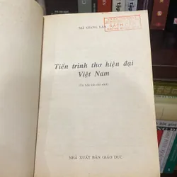 TIẾN TRÌNH THƠ HIỆN ĐẠI VIỆT NAM (XB 2001) 571687