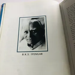KỸ THUẬT & THỰC HÀNH YOGA TOÀN TẬP – B.K.S. IYENGAR 599383