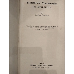 Elementary mathematics for economists - Caroline Dinwidy 720482