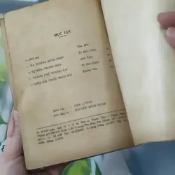 [MIỄN PHÍ BỌC SÁCH] [XƯA] [HIẾM] Thành Phố Tương Lai - Ký  (1978) - Thu Bồn - Tô Đức Chiêu - Anh Ngọc - Khánh Vân 997842