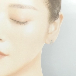 Bông tai kim cương K18WG 0.15CT một bên - Hàng hiệu Chính hãng 874999