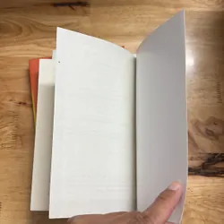 Sách Phật Giáo: Hạnh Phúc Cầm Tay - Thích Nhất Hạnh - Chân Hội Nghiêm (Chuyển Ngữ) - 2020 702684