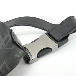 Túi đeo chéo Louis Vuitton Monogram Eclipse Discovery M44336 613329