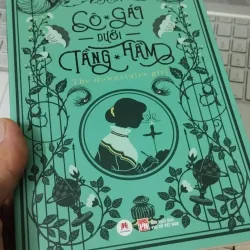 Cô Gái Dưới Tầng Hầm 1002761