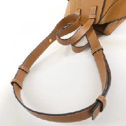 Túi xách vai Loewe Hammock Small 387 12KN60 609226