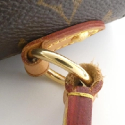 Túi Louis Vuitton Monogram Cluny BB M44863 616320