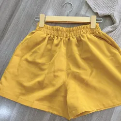 Áo Len Tăm Be + Quần Short Vàng (Vintage) 1022723